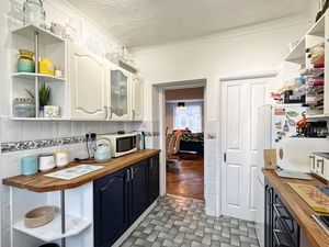 Photo 8- click for photo gallery